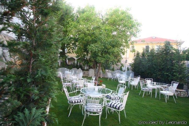 Hotel The Aigli Lefkáda Restaurante foto